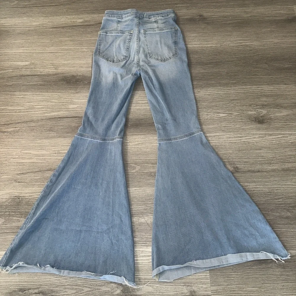 Free‎ People Just Float on Flare Jeans Blue Cloudy Indigo Super Flare Sz 24